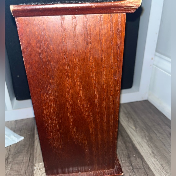 Jewelry box - Picture 11 of 11